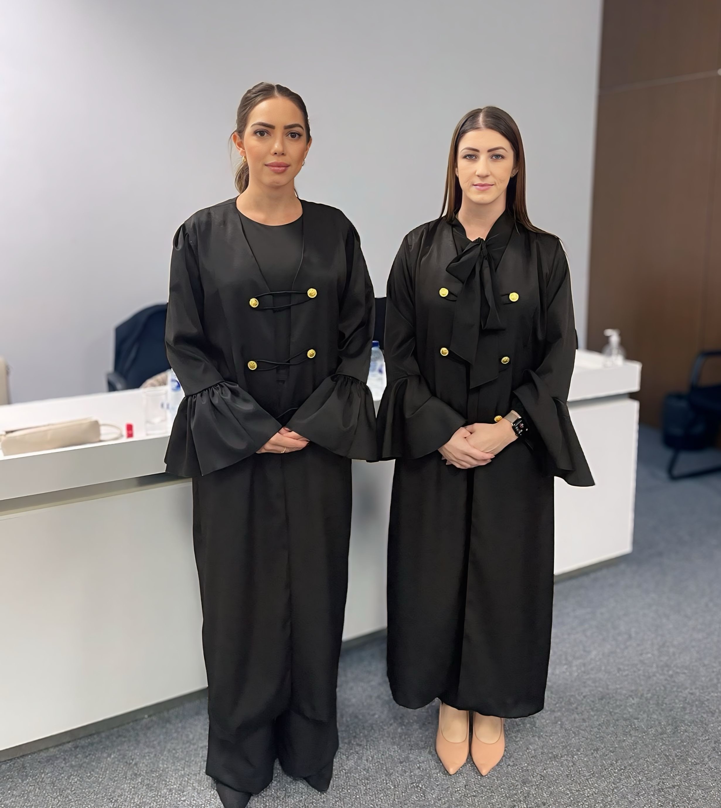 Sócias advogadas Daiane Meire da Silva e Larissa Schneider no escritório